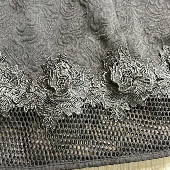 Express Women’s Black Dress with Floral Embellishment, size 4 - Picture 8 of 13